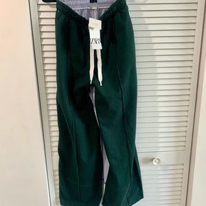 SOLD ON OTHER PLATFORM- ZARA- UNIQUE plush pants- bottle green color- NEW